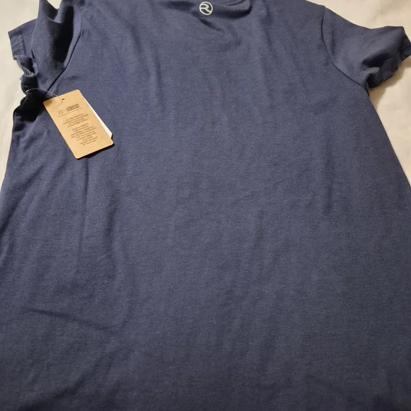 NWT Large Reel Life Sporty Beach Navy Graphic Short Sleeve T-Shirt - Picture 10 of 10